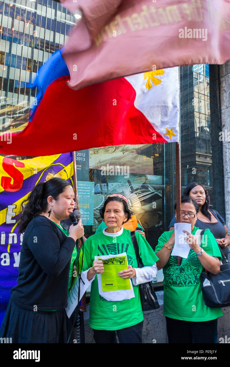 Filipino hausangestellter front gruppe gegensätzliche erwachsene unfair