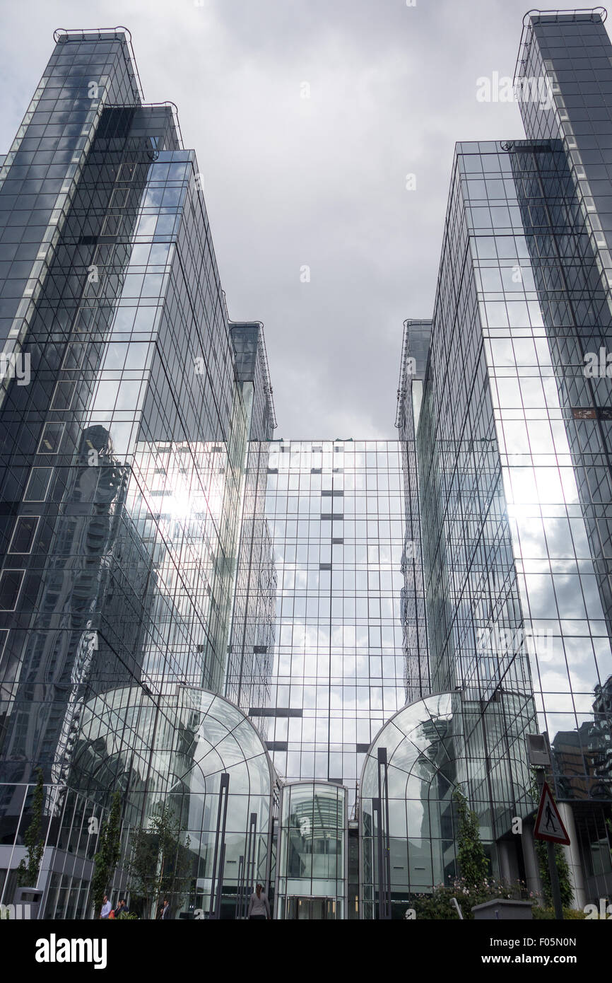 Die Exchange Tower im Harbour Exchange Square in South Quay, Isle of Dogs, London. Stockfoto