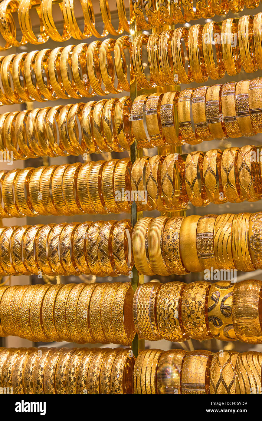 Gold auf der berühmten Gold Souk in Dubai Stockfotografie - Alamy