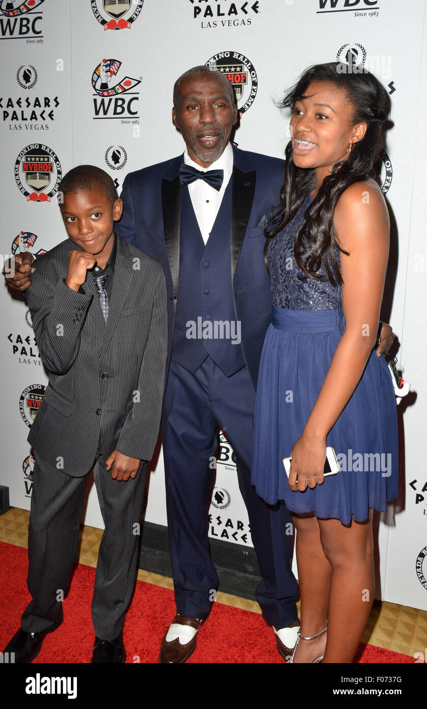 9. August 2015 - Las Vegas, Nevada, Vereinigte Staaten von Amerika - ehemalige Boxer Roger Mayweather, Sohn Lekei Mayweather und Tochter Jade Mayweather besuchen die Nevada Boxing Hall of Fame 3. Jahresessen Induktion auf Agust 8 2015 im Caesars Palace in Las Vegas, Nevada. (Kredit-Bild: © Marcel Thomas über ZUMA Draht) Stockfoto