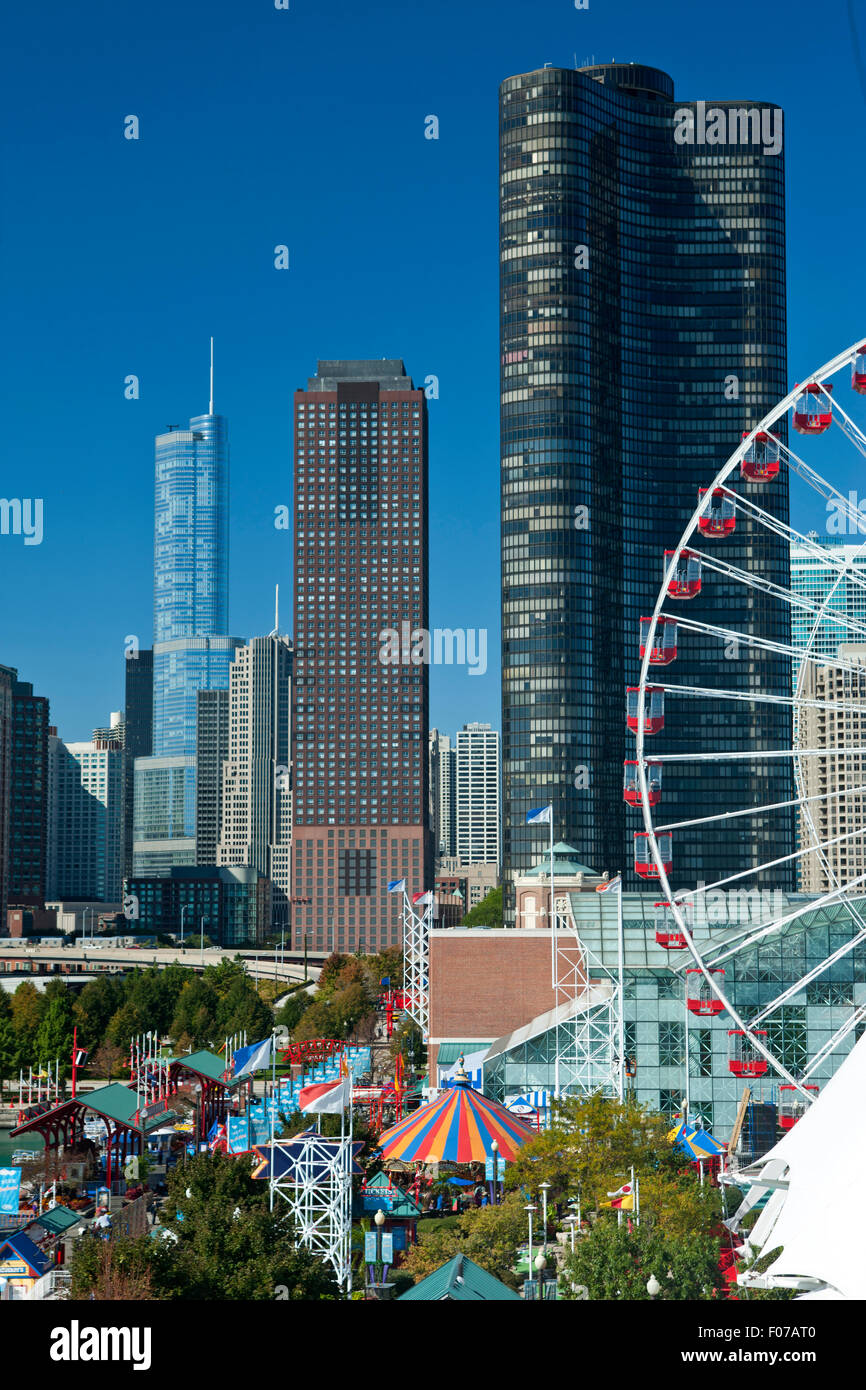 NAVY PIER SKYLINE VON DOWNTOWN LAKE MICHIGAN CHICAGO ILLINOIS USA Stockfoto
