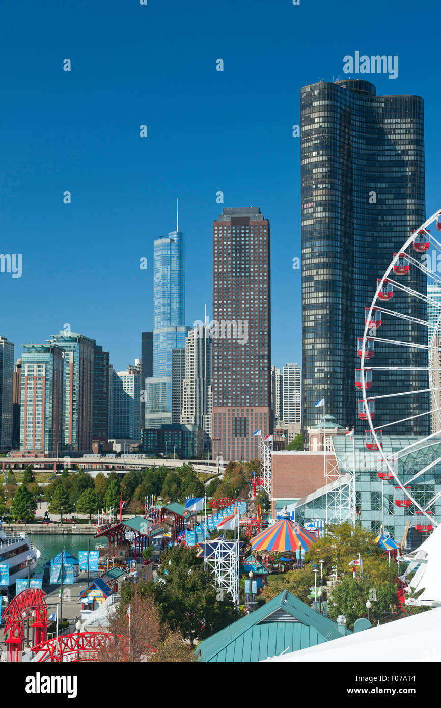 NAVY PIER SKYLINE VON DOWNTOWN LAKE MICHIGAN CHICAGO ILLINOIS USA Stockfoto