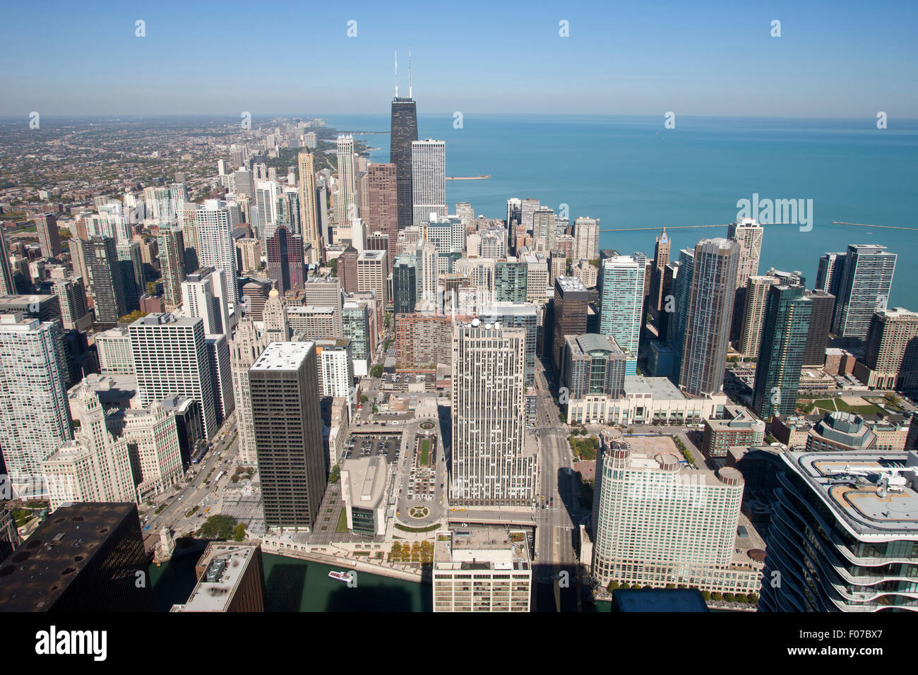 HANCOCK TOWER VOM MID AMERICA CLUB IM ZENTRUM VON AON CENTER CHICAGO ILLINOIS USA Stockfoto