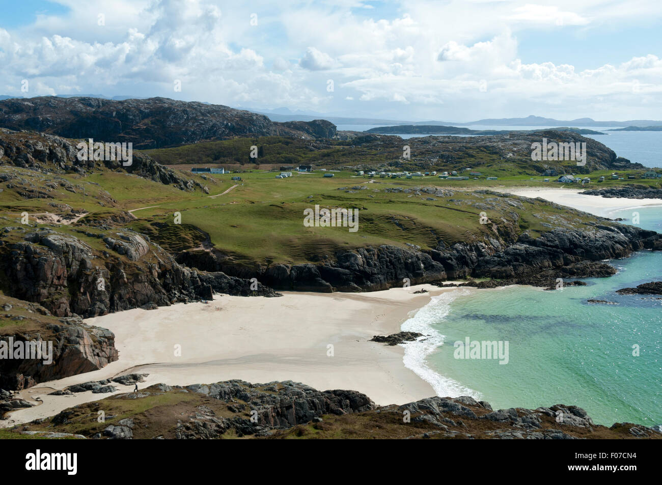 Ein Strand von Achmelvich Bay, in der Nähe von Lochinver, Sutherland, Schottland, UK Stockfoto