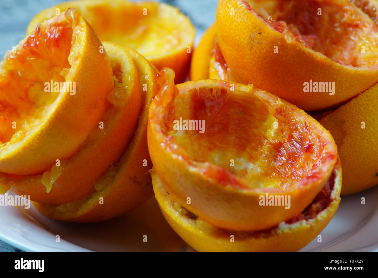 Sizilianische Orangen sizilianischen Zitrusfrüchten, weißen Hintergrund closeup Stockfoto