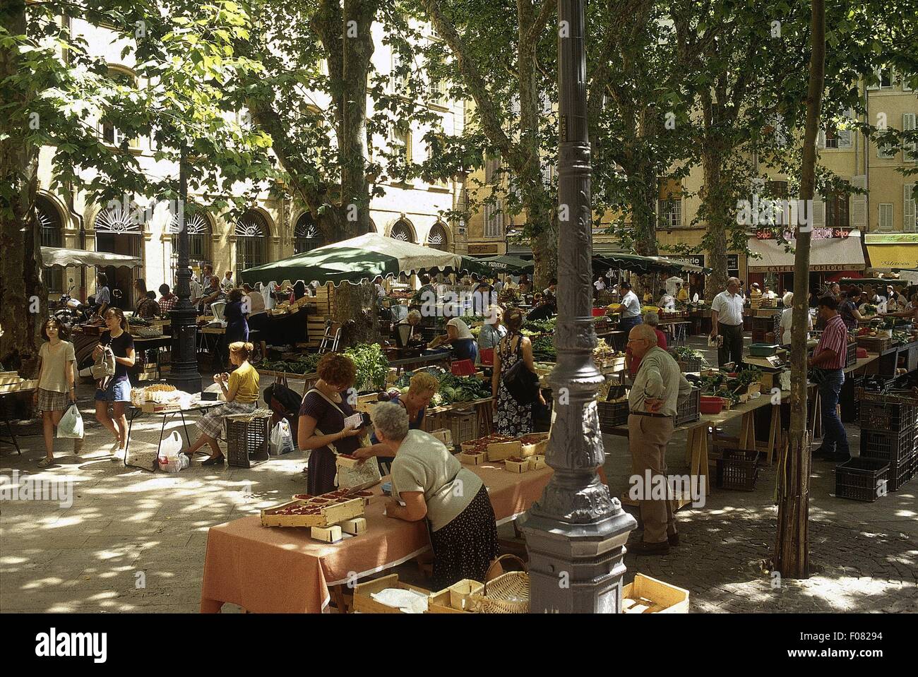 Ansicht des Marktes in Sommer, Platz Richelme, Aix en Provence, Deutschland Stockfoto
