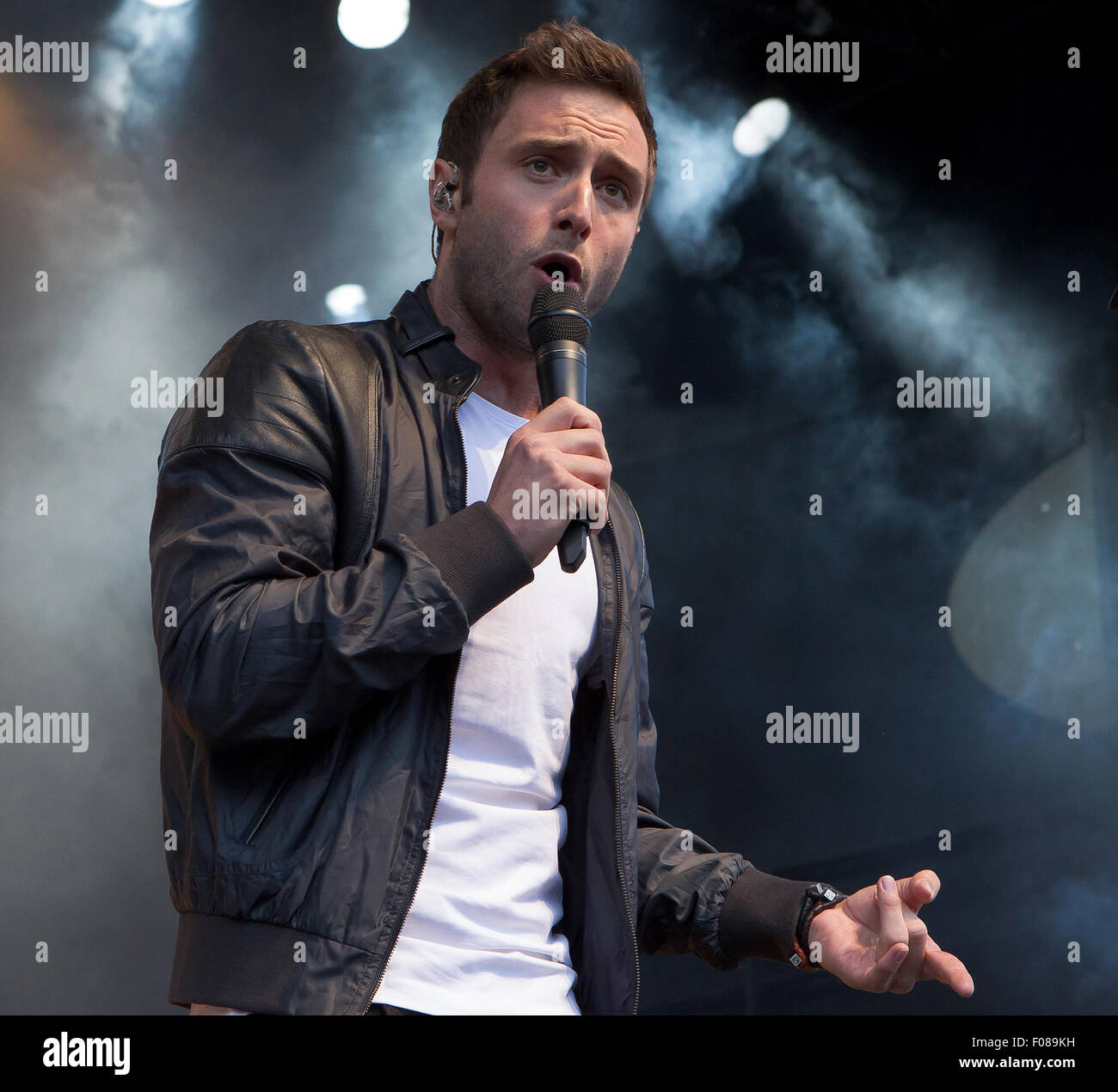 Eurovision Gewinner Mans Zelmerlow Die Live Bei Lisebergs Vergnugungspark Featuring Zelmerlow Wo Mans Goteborg Schweden 5 Juni 15 Stockfotografie Alamy