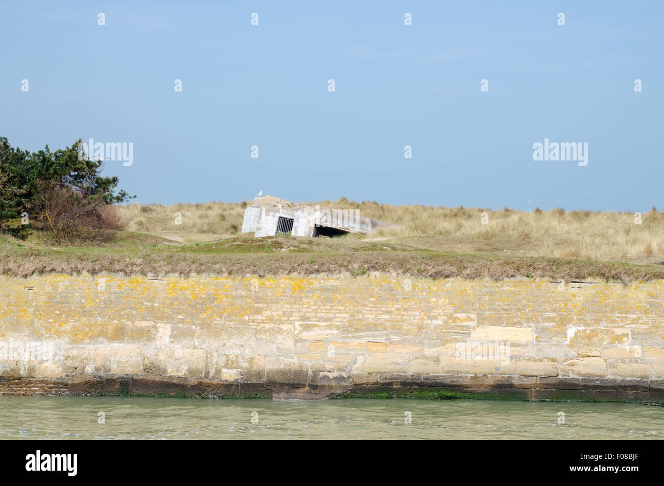 Pillbox Bunker am Juno Beach-Gedenkstätte und Museum, Courseulles-Sur-Mer, Normandie, Frankreich Stockfoto