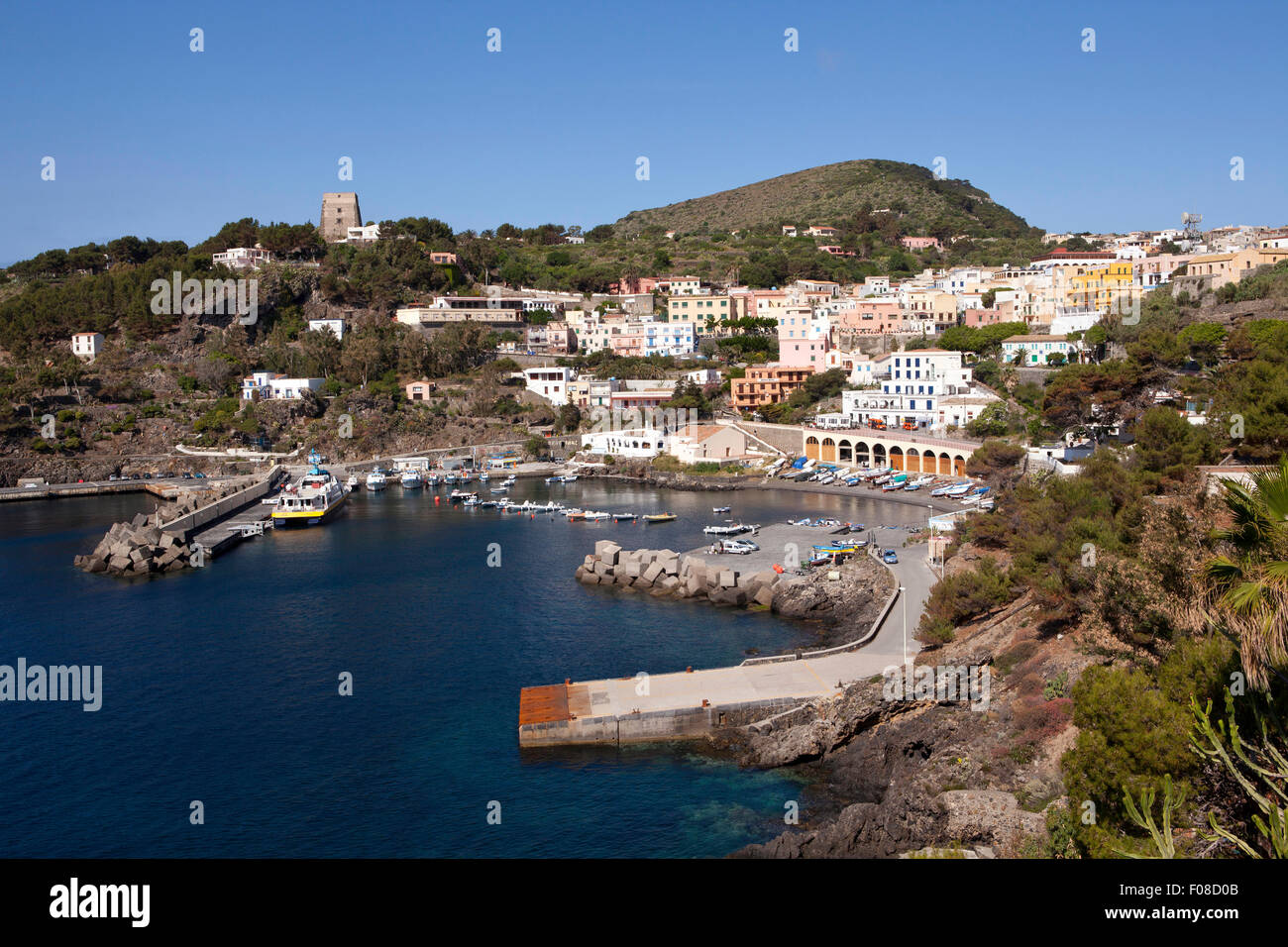 Hafen von Ustica Insel Ustica, Italien Stockfoto