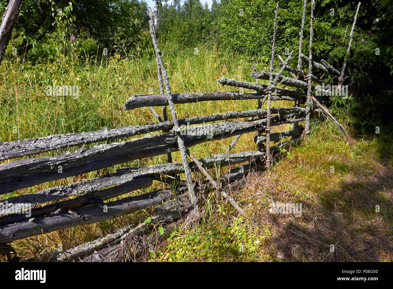 verwitterten alten Holzzaun, Finnland Stockfoto
