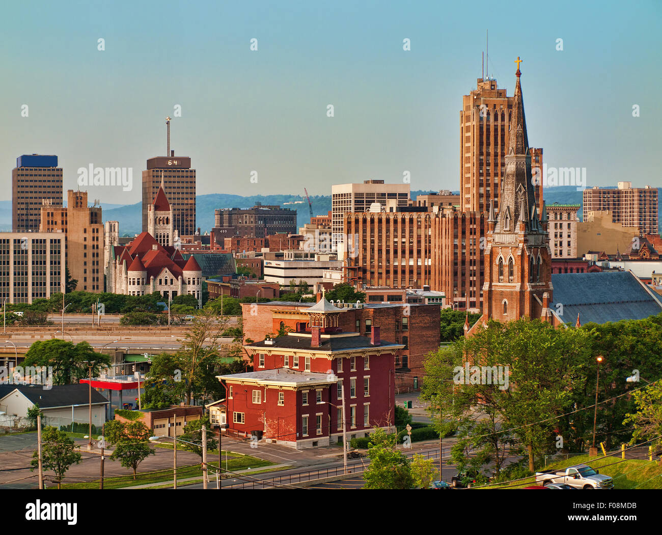Ansicht von Syracuse, New York am Morgen im Sommer Stockfoto