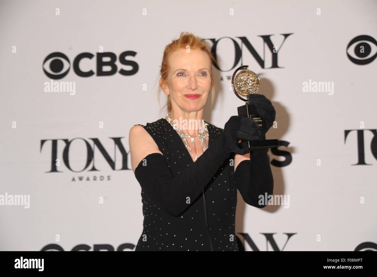 2015 Tony Awards - Drucksaal mit: Catherine Zuber Where: New York City, Vereinigte Staaten, wann: 7. Juni 2015 Stockfoto