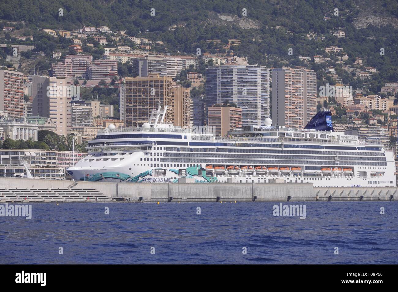 Fürstentum von Monaco, die Stadt Monte Carlo aus dem Meer gesehen Stockfoto