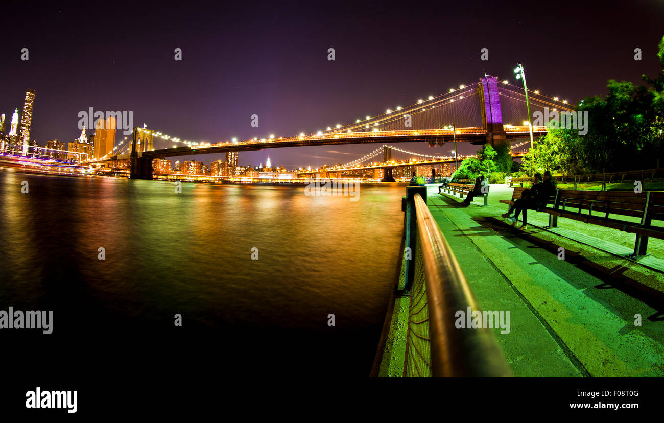 Brooklyn Bridge Park und Greeway Weg von den East River in New York Stockfoto