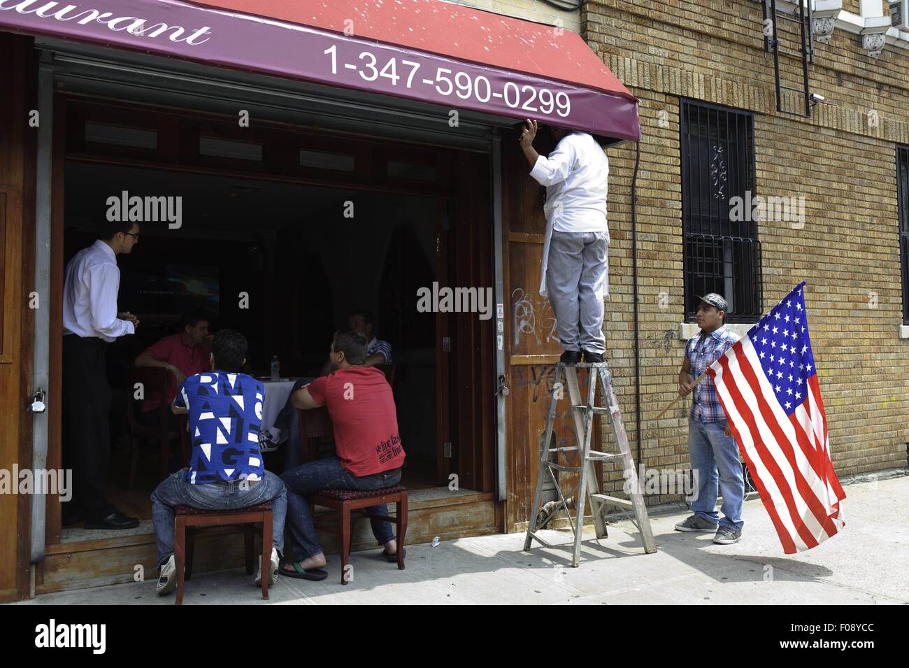 Leute sitzen in einem Restaurant in New York, USA Stockfoto