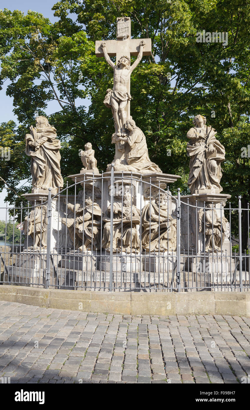Kreuzigung Gruppe Statue von Leonhard Gollwitzer, 1715, Bamberg, Bayern, Deutschland Stockfoto