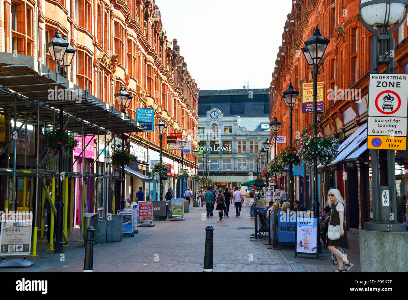 Queen Victoria Street, Reading, Berkshire, England, Vereinigtes Königreich Stockfoto