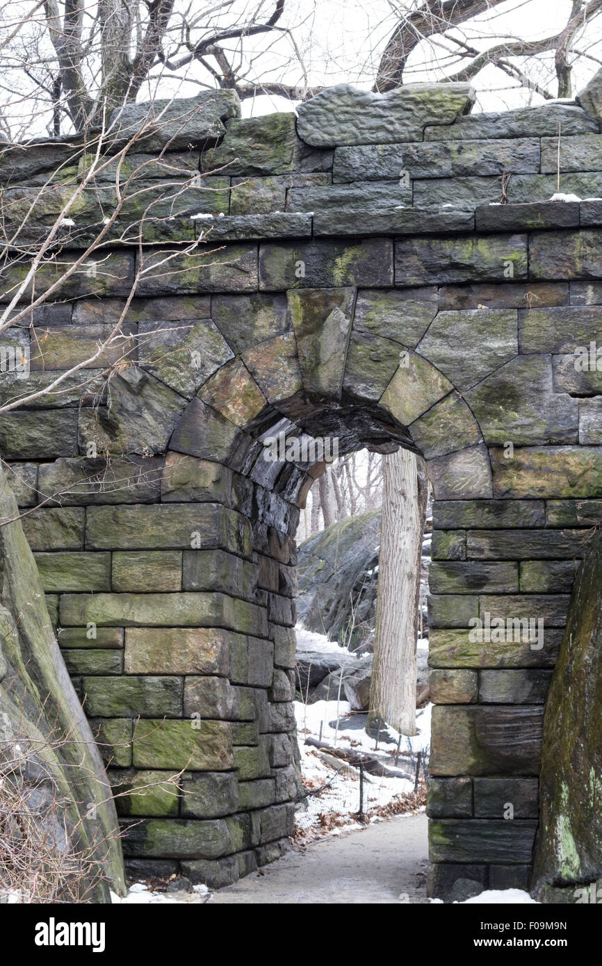 Wanderung Stein Arch befindet sich auf der Westseite an der 77th Street und wurde 1920 gebaut Stockfoto