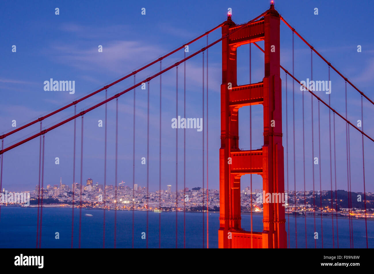 Golden Gate Bridge und die Skyline von San Francisco Stockfoto