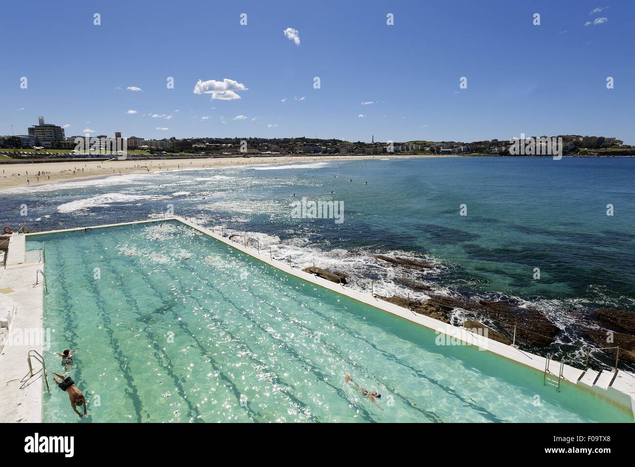 Blick auf den Eisberg Pool neben Bondi Beach in Sydney, New South Wales, Australien Stockfoto