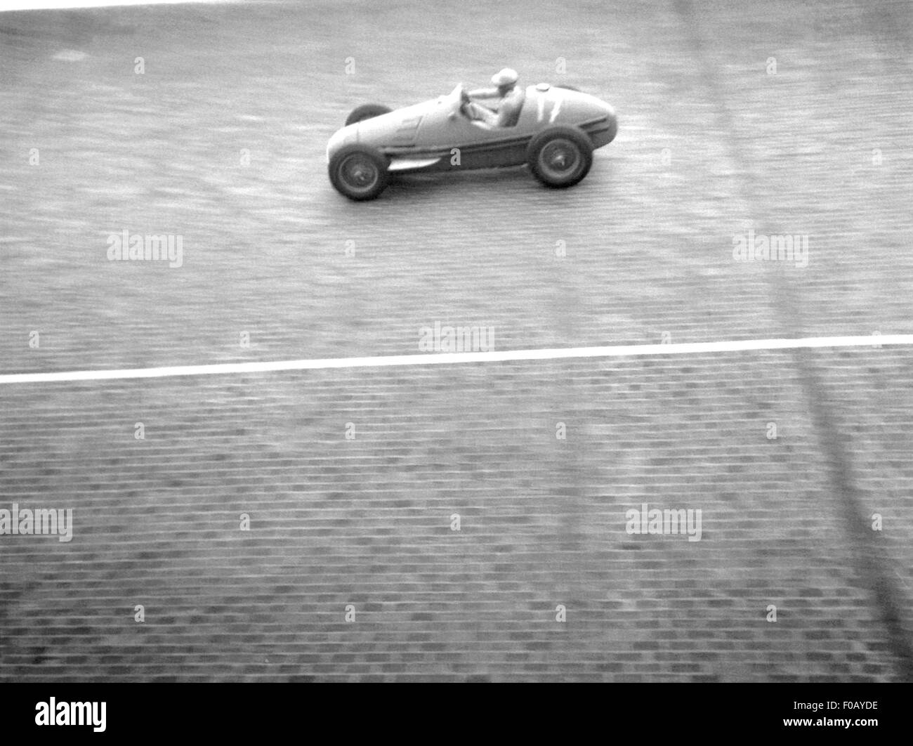 Avus rennstrecke -Fotos und -Bildmaterial in hoher Auflösung – Alamy