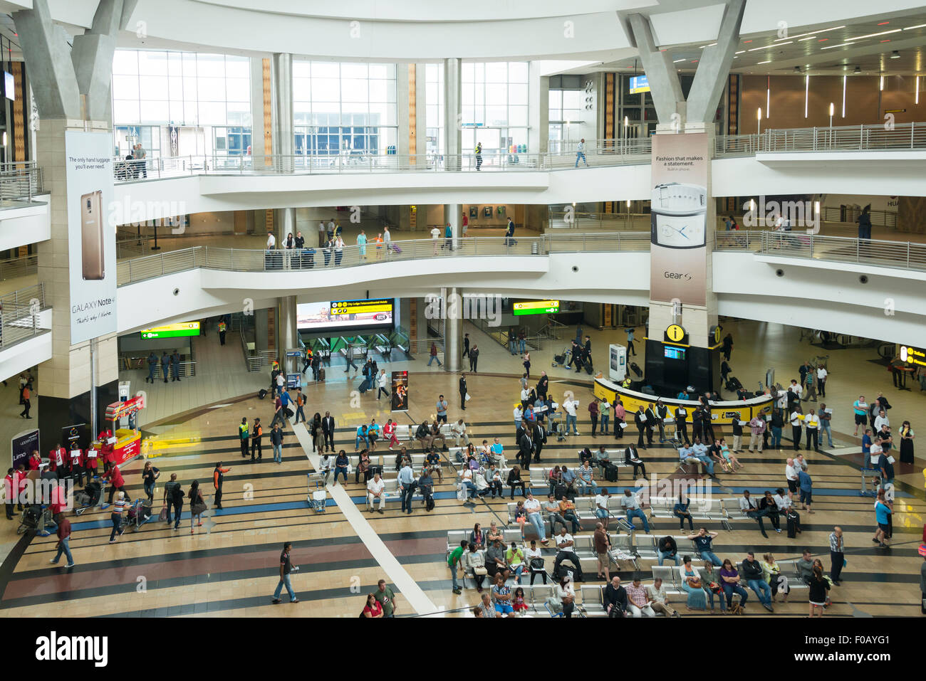 Ankunftshalle am oder Tambo International Airport, Johannesburg, Gauteng Provinz, Republik Südafrika Stockfoto