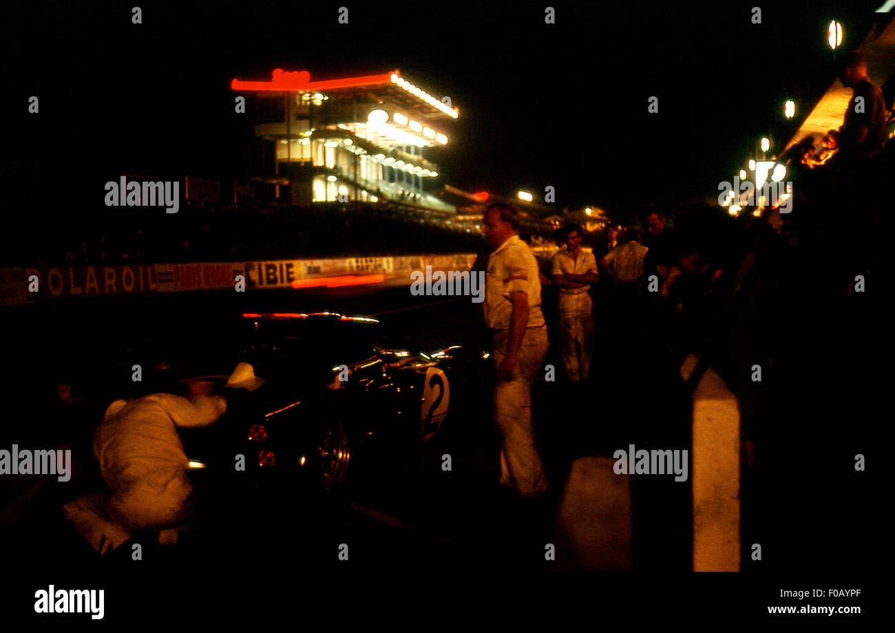 Le Mans 24 Stunden 19. Juni 1966. Bruce McLaren, Chris Amon Ford Mk II Sieger des Rennens. Stockfoto