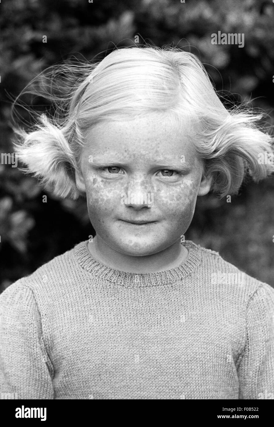 Ein fair haired junges Mädchen. Stockfoto