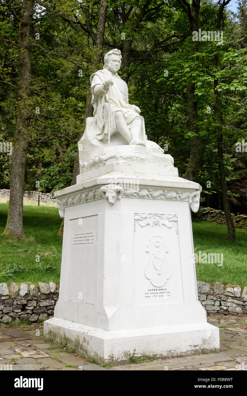 James Hogg Denkmal der Ettrick Schäfer Dichter an Str. Marys Loch im oberen Schafgarbe-Tal in der Nähe von Selkirk schottischen Grenzen Scotland UK Stockfoto