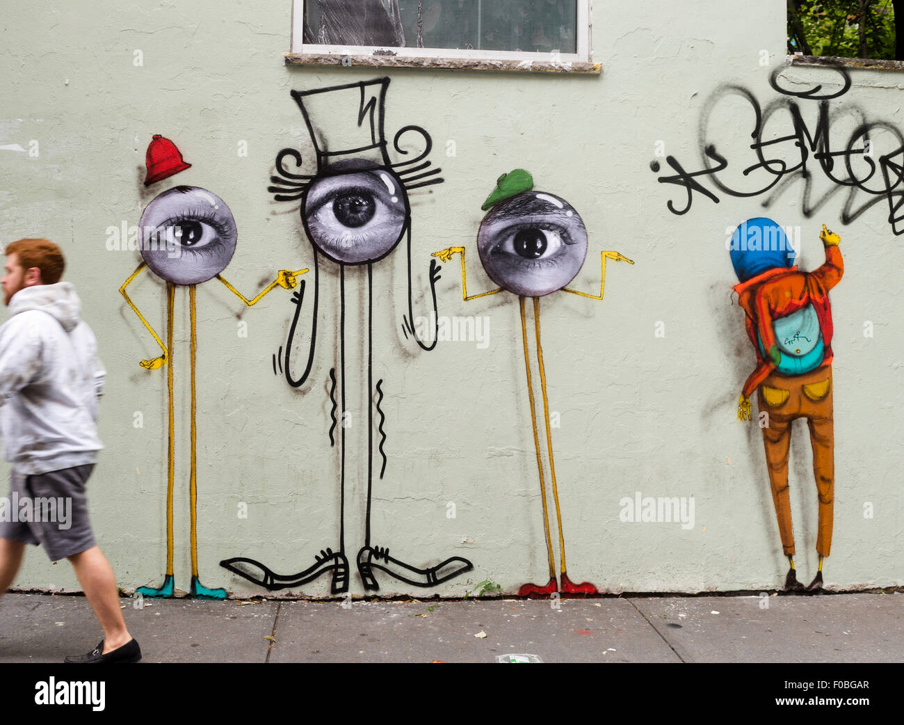 New York, NY 11. August 2015 - kollaborative Wandbild auf ein Soho-Wand von Streetart-Künstler JR, Os Gemeos und André Saraiva © Stacy Walsh Rosenstock/Alamy Stockfoto