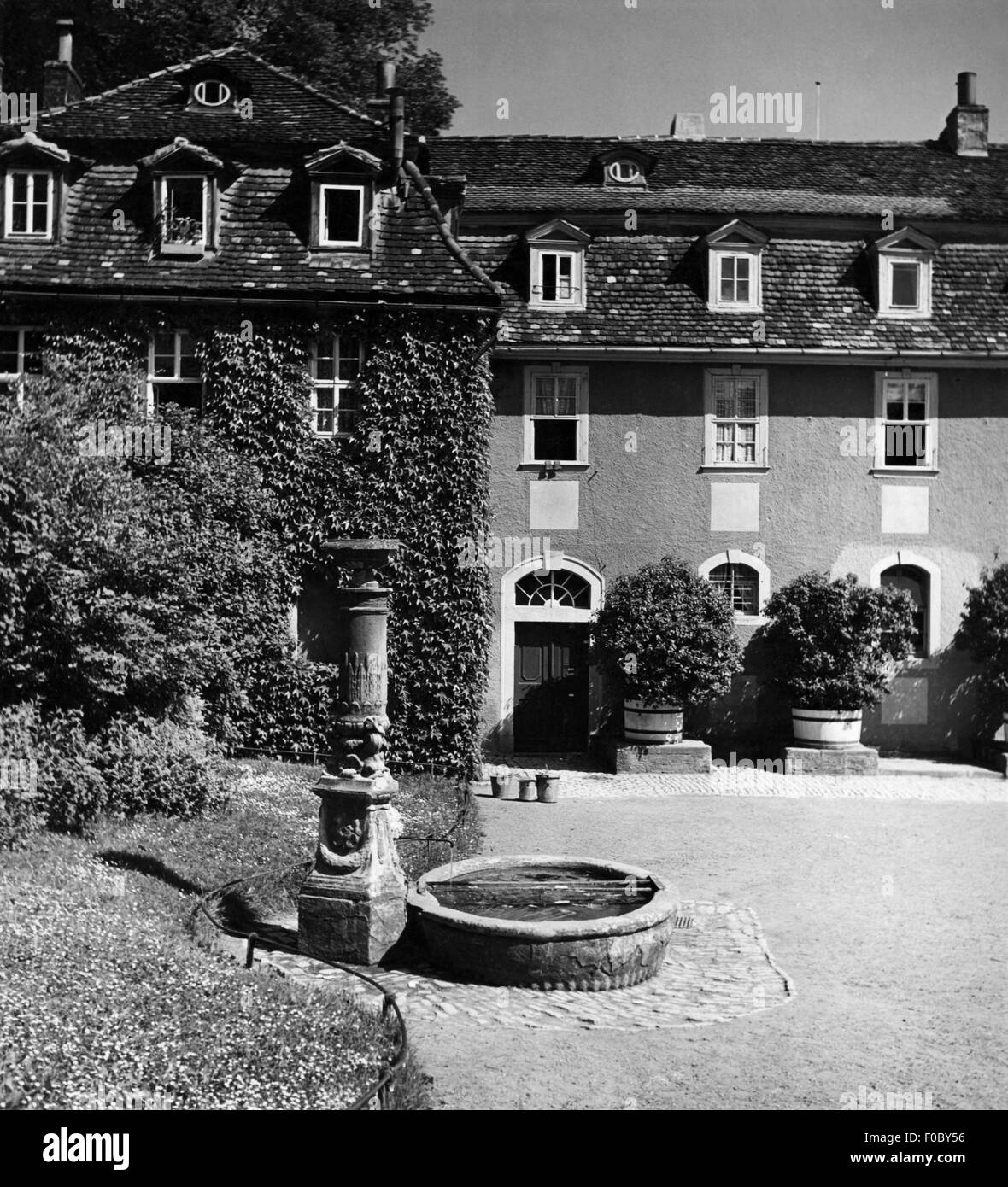 Geographie / Reisen, Deutschland, Weimar, Gebäude, Haus von Charlotte von Stein, Ackerwand 27, Außenansicht, 1950er Jahre, Additional-Rights-Clearences-not available Stockfoto