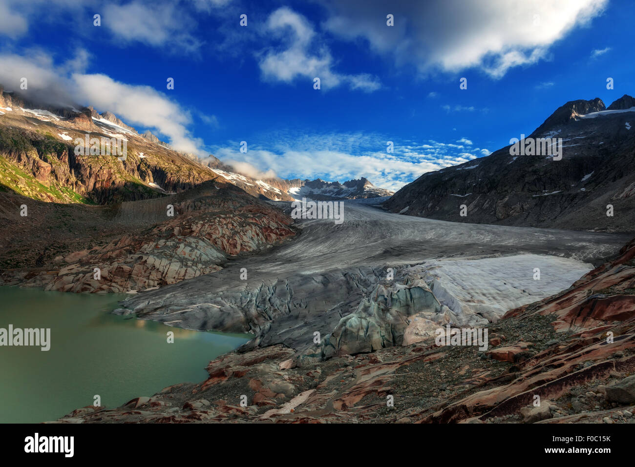 Rhonegletscher in den Schweizer Alpen im Sommertag. Schweiz, Europa. Stockfoto