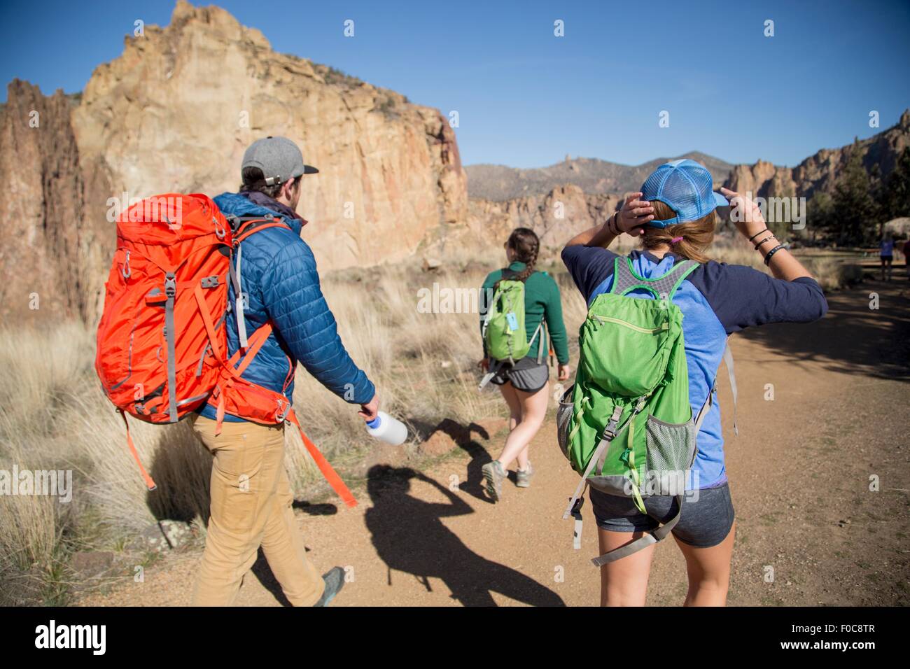 Backpacker Urlaub, Smith Rock State Park, Oregon Stockfoto Backpacker Urlaub, Smith Rock State Park, Oregon Stockfoto