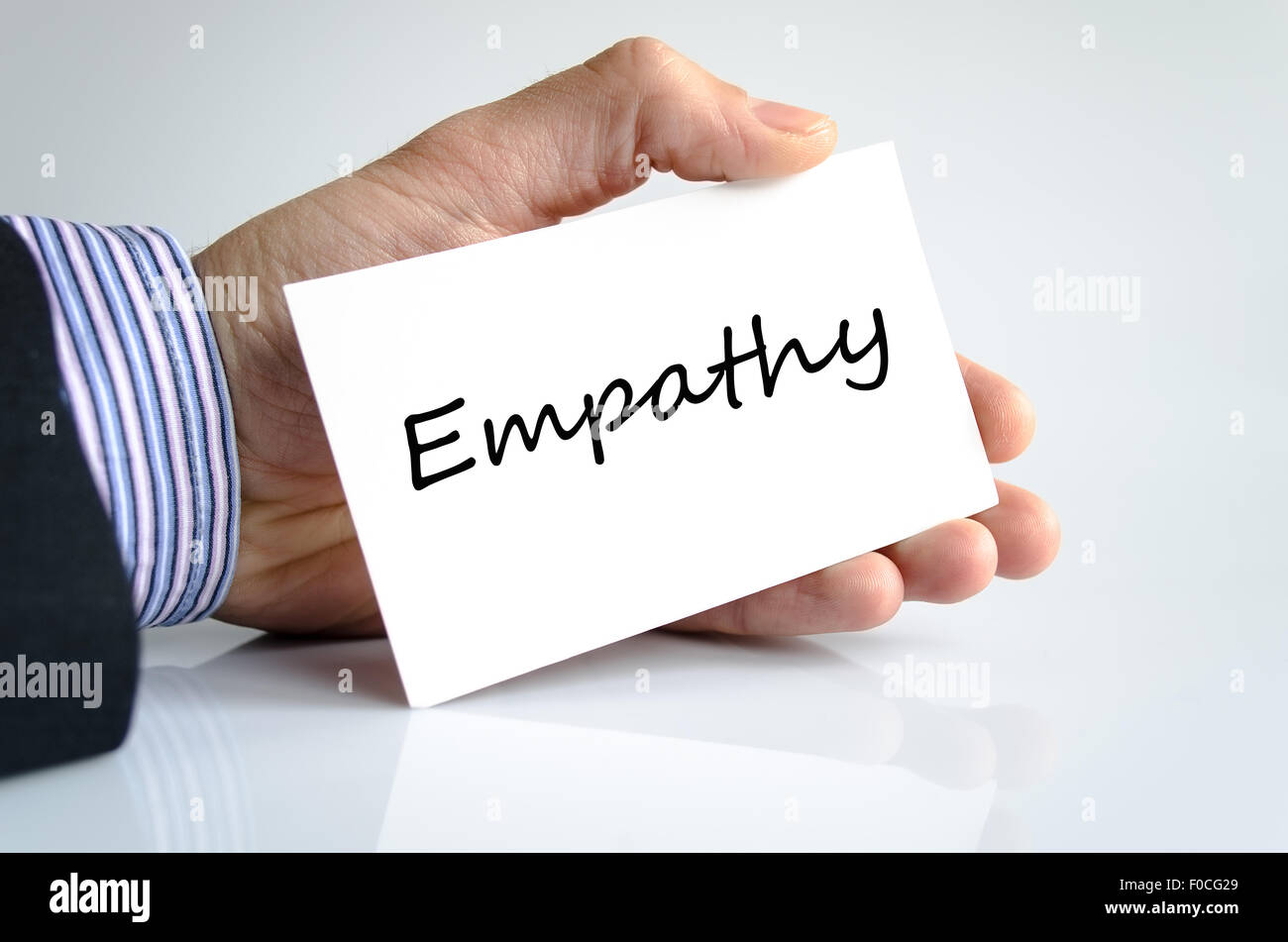 Empathie-Textkonzept isoliert auf weißem Hintergrund Stockfoto