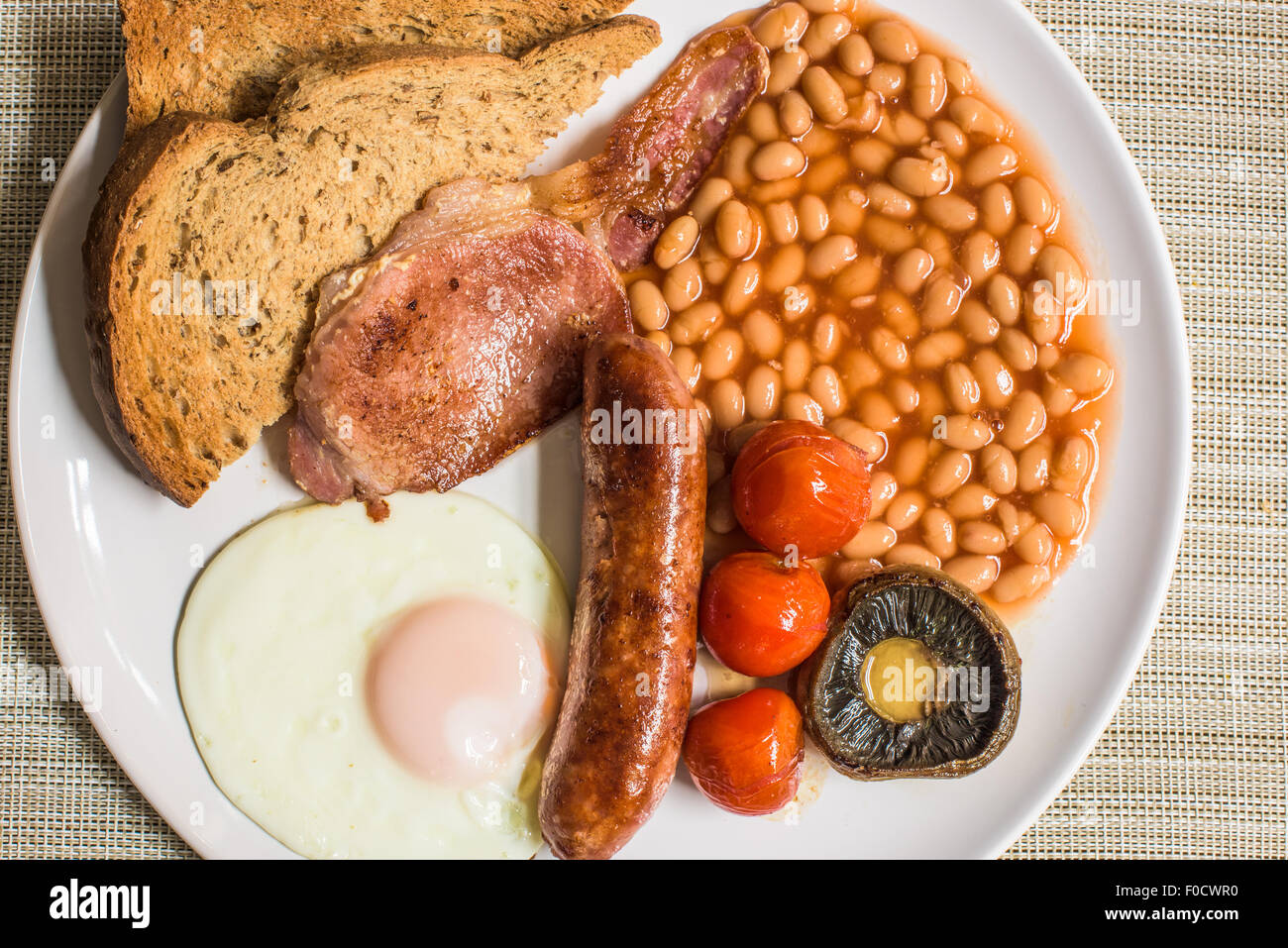 Traditionelles englisches frühstück Fotos und Bildmaterial in hoher Auflösung Alamy