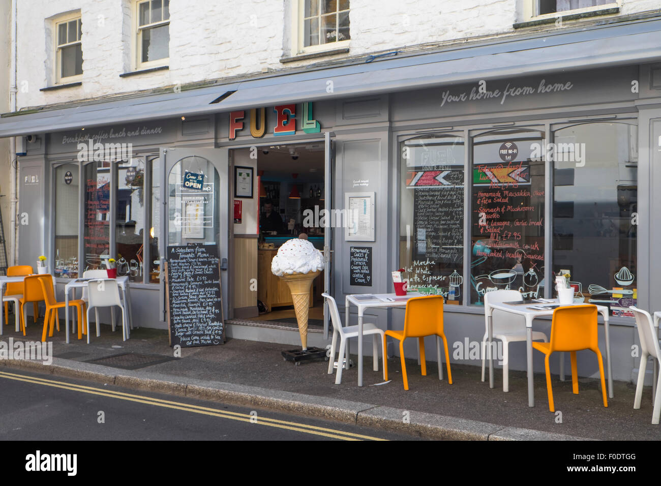 Falmouth eine Stadt und Hafen in Cornwall England UK Fuel Cafe Bar Stockfoto