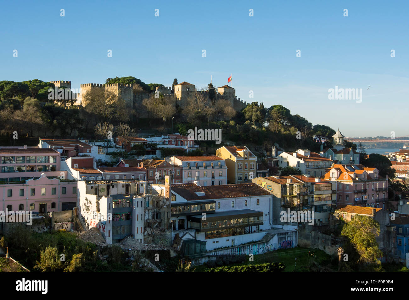 LISSABON, PORTUGAL - 07. MÄRZ 2015: Castelo de Sao Jorge in Lissabon Stockfoto