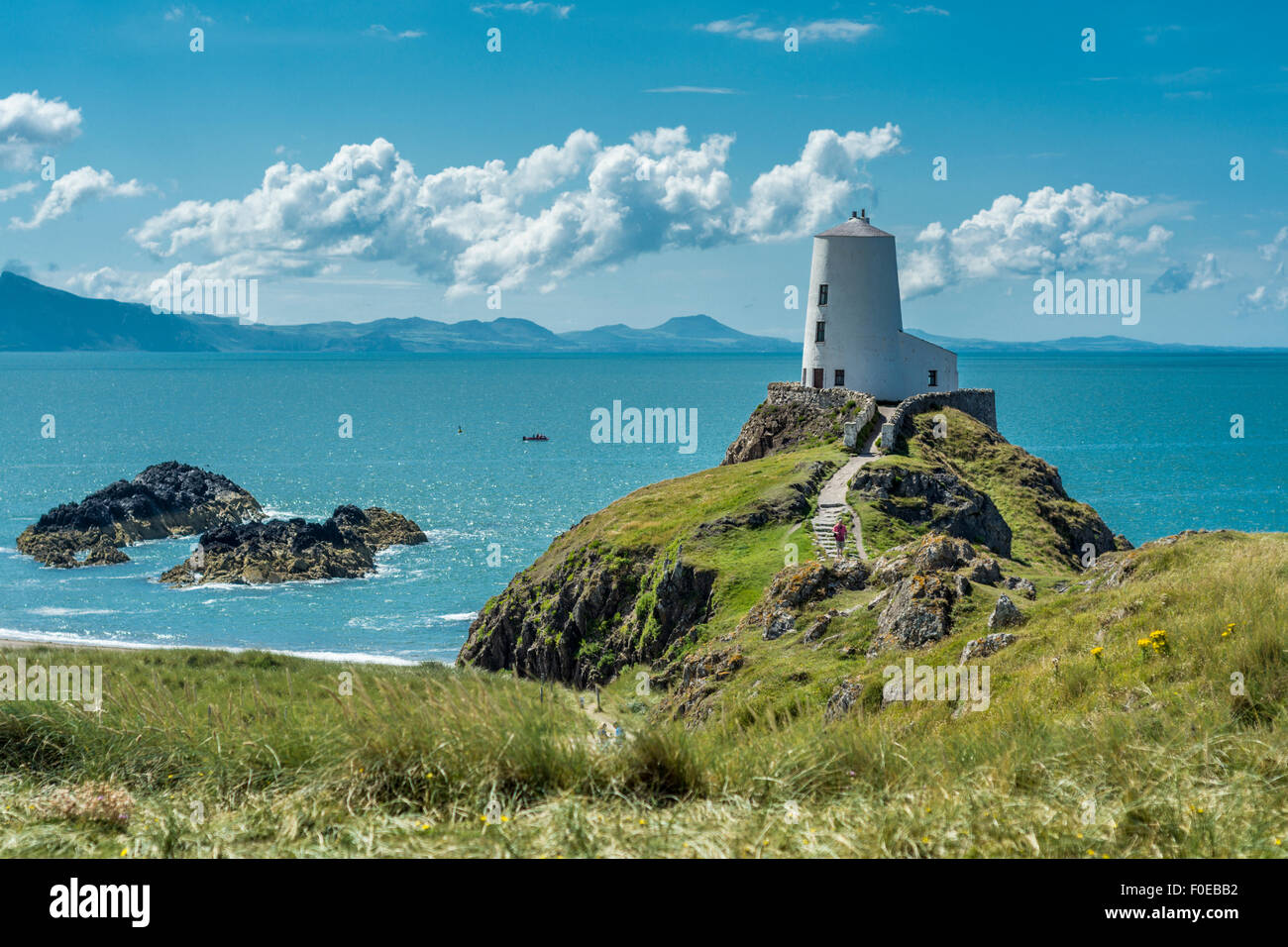 Ansicht von Llanddwyn Island, Isle of Anglesey, North Wales, UK am 7. August 2015. Stockfoto