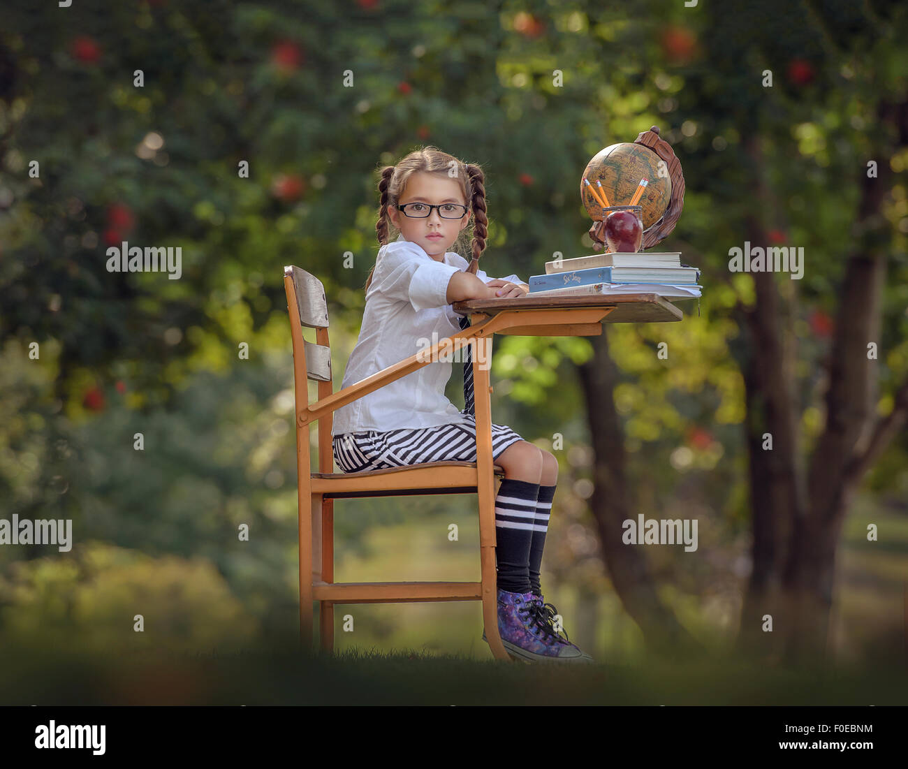 kleine Mädchen Schulportrait Stockfoto