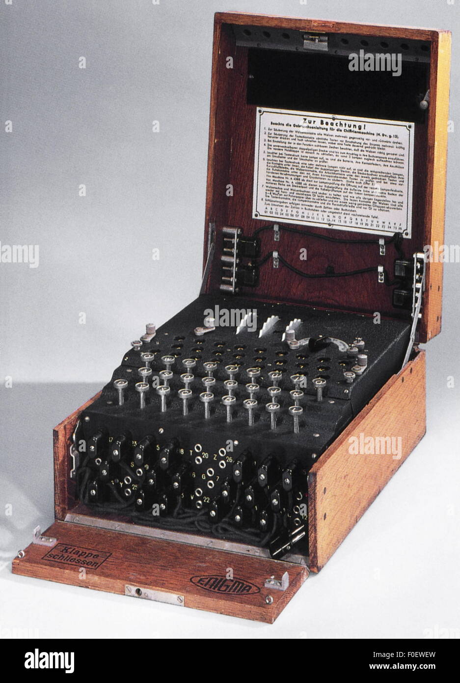 Spionage, deutsche 'Enigma'-Maschine, zur Ver- und Entschlüsselung von Geheimnachrichten, in Dienst 1923-1945, Additional-Rights-Clearences-nicht verfügbar Stockfoto