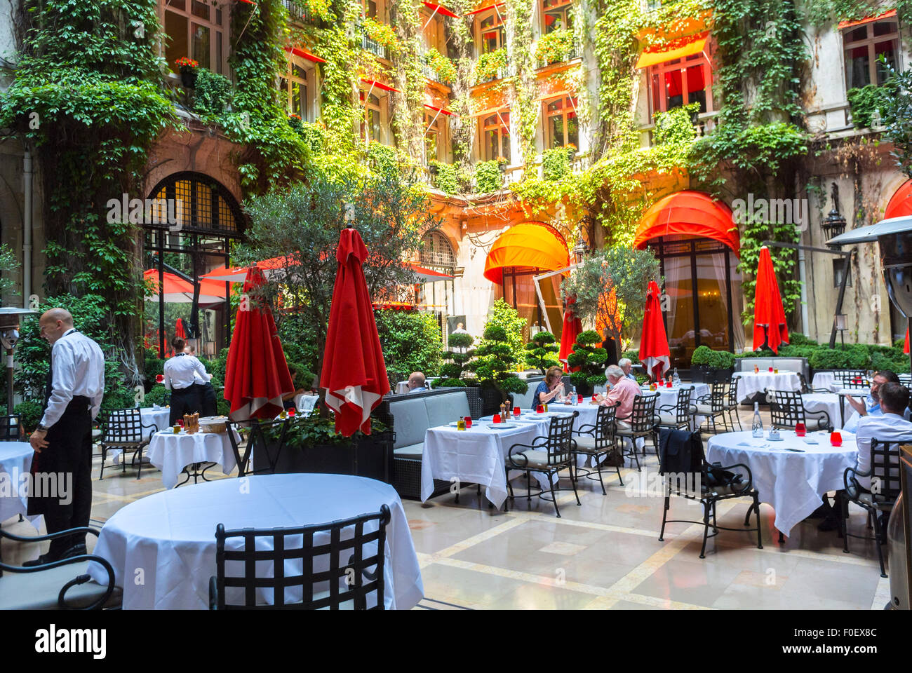 Paris, Frankreich, Luxus, Garten Terrasse, französisches Bistro