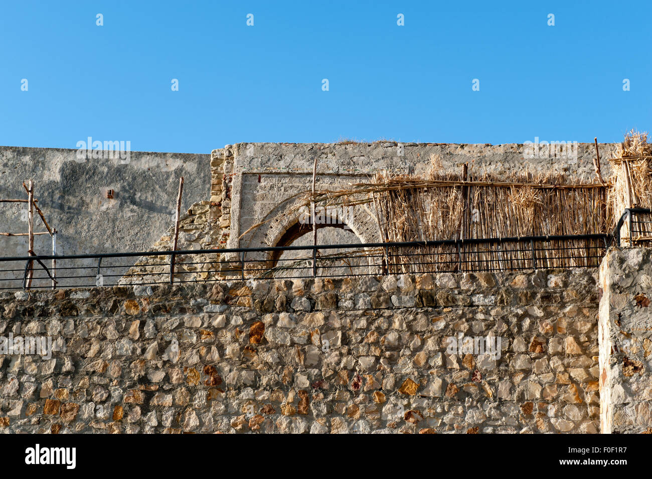 Tarifa, Andalusien, Spanien, die Burg Castillo de Guzman Wand Stockfoto