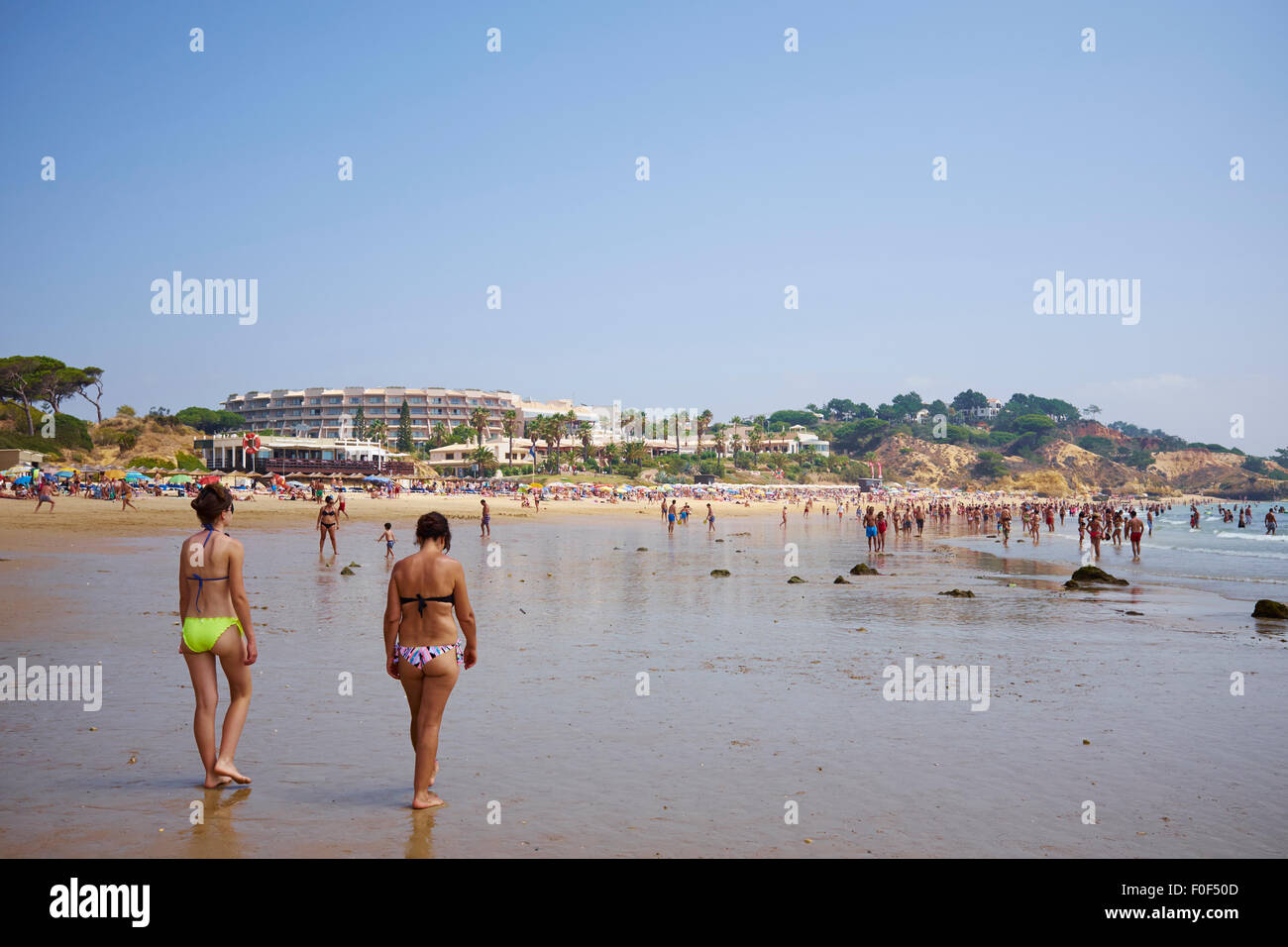 Kleine Strand von Praia Santa Eulalia Albufeira Algarve Portugal Stockfoto