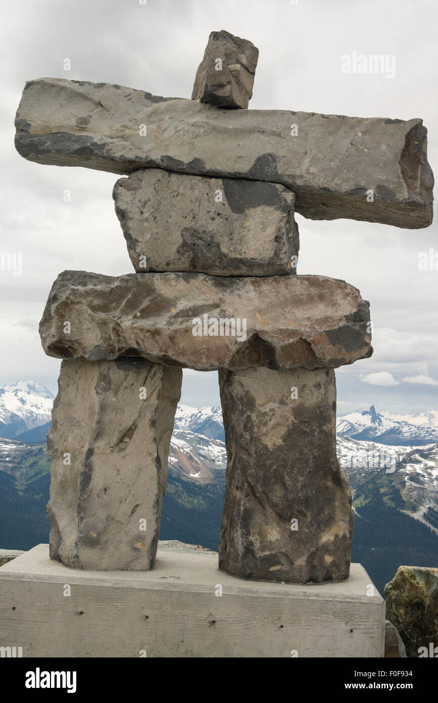 'Ilanaaq', Winter olympische Maskottchen Inuksuk Horstman Hütte im Sommer, Blackcomb Mountain, Whistler, BC, Kanada Stockfoto