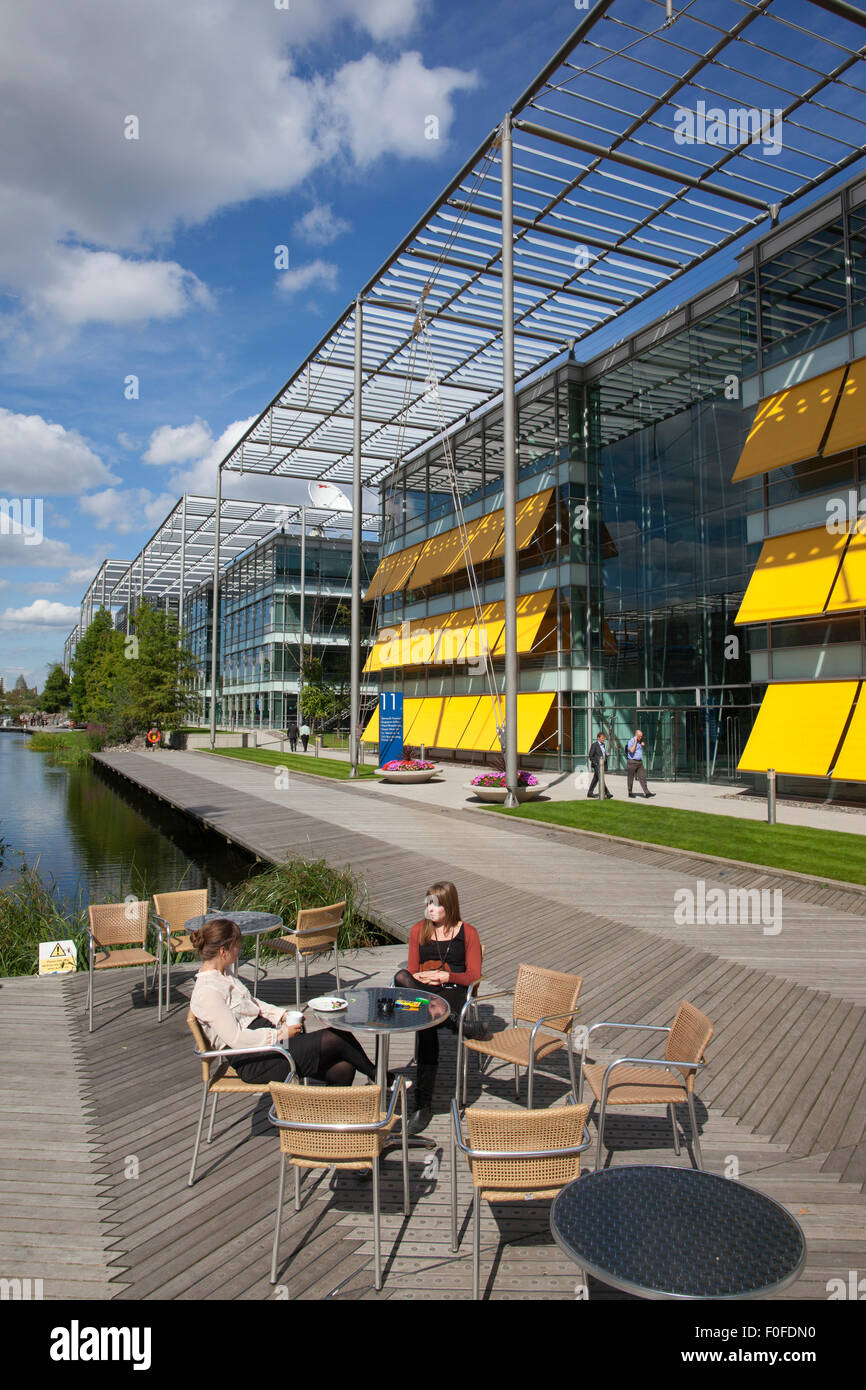 Wirtschaftsstandort Chiswick Business Park, Chiswick Park, entworfen von Richard Rogers, West London, England, UK Stockfoto