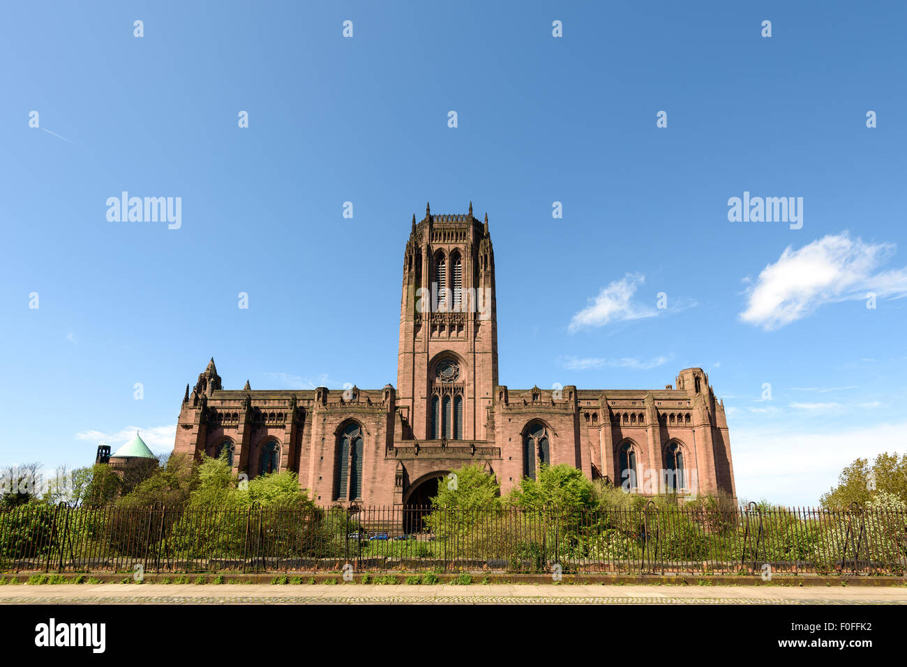 Liverpool Anglican Cathedral ist die größte Kirche im Vereinigten Königreich. Es gehört zu den wichtigen Sehenswürdigkeiten von Liverpool. Stockfoto
