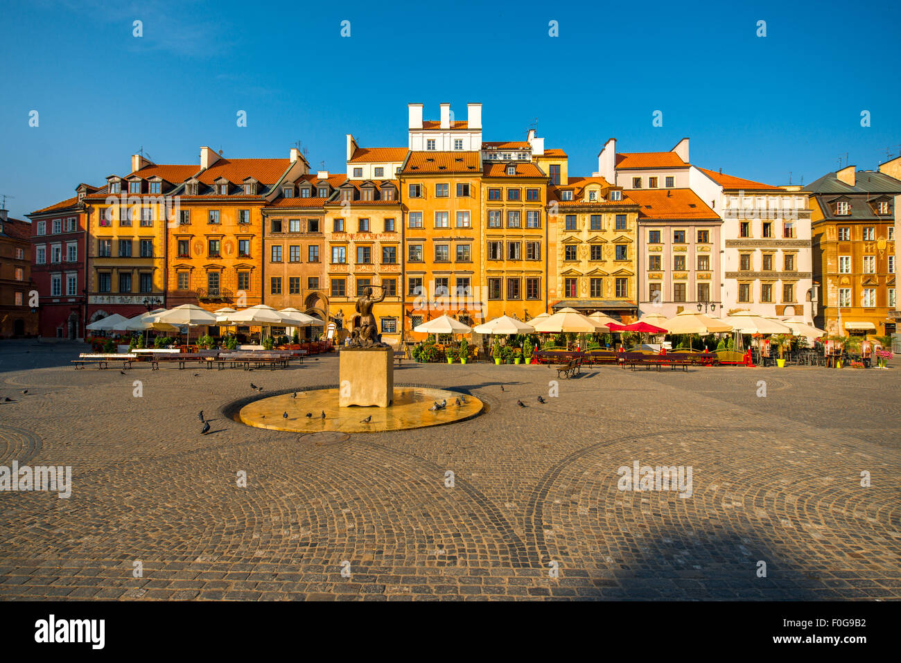 Marktplatz in Warschau Stockfoto