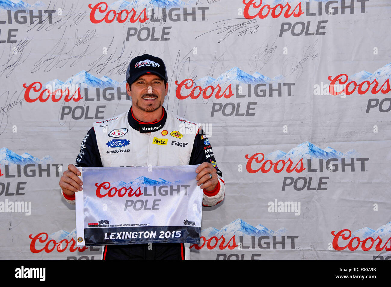 Lexington, Ohio, USA. 15. August 2015. Lexington, OH - 15. August 2015: Alex Tagliani (22) gewinnt die Coors Light Pole im Discount Tire Ford für die bundesweite Kinder Krankenhaus 200 auf Mid-Ohio Sports Car Course in Lexington, OH. Bildnachweis: Csm/Alamy Live-Nachrichten Stockfoto