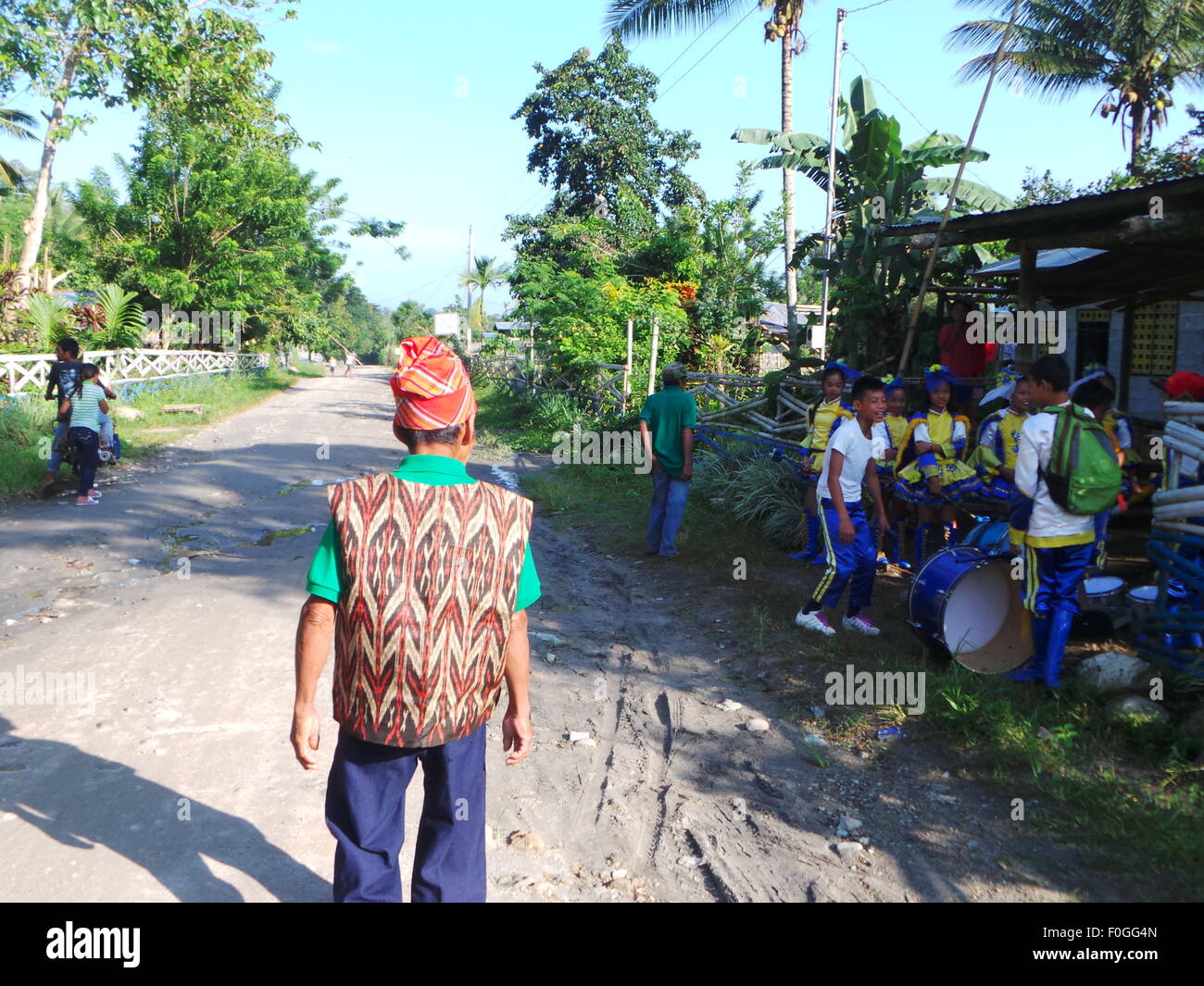 Philippinen. 15. August 2015. Kematu, eine kleinen Goldminen Dorf in Mindanao feiert ihren 3. fächeln Festival. Fächeln ist ein t ' Boli-Wort, das Gold bedeutet. © Sherbien Dacalanio/Pacific Press/Alamy Live-Nachrichten Stockfoto