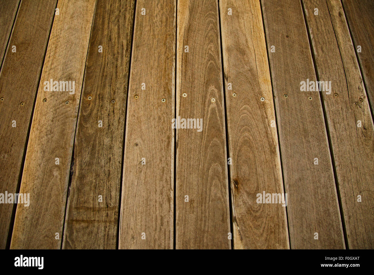 Braune Holzbohle für den Boden und einem großen Hintergrund Stockfoto